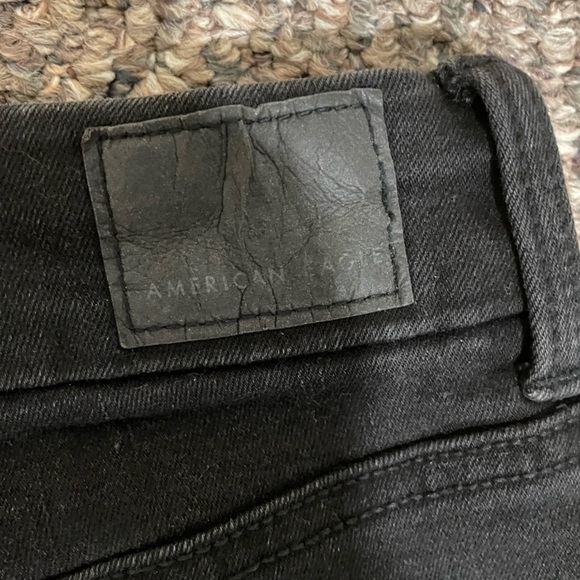 NWT American Eagle Outfitters Distressed Black Jean Mini Skirt - Picture 4 of 7